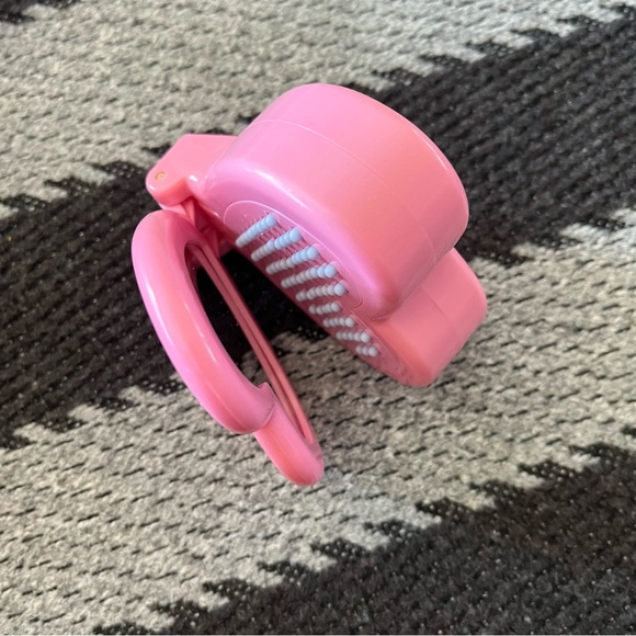 Hello kitty folding brush and mirror toy McDonalds 2002 - Picture 7 of 7